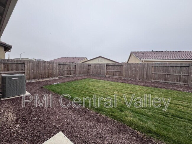 Building Photo - 4612 Irma Dr