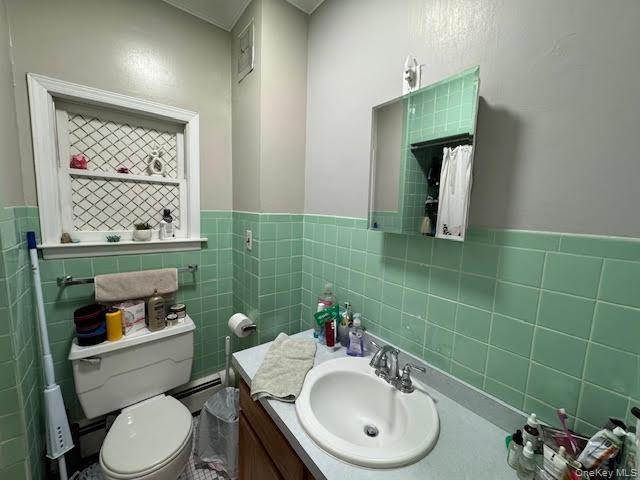 Building Photo - 223 Hudson St