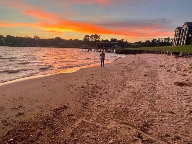 Building Photo - 2112 Fm 3186