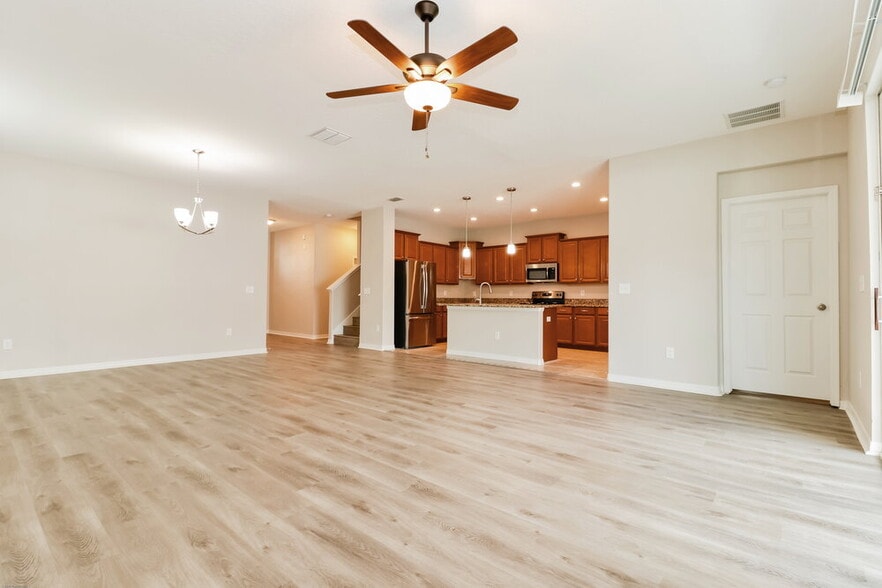 Building Photo - 12446 Duckett Ct