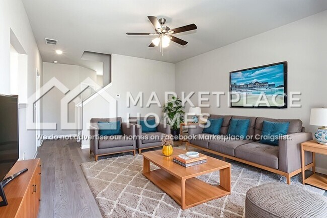 Building Photo - 252 W L Miller Dr