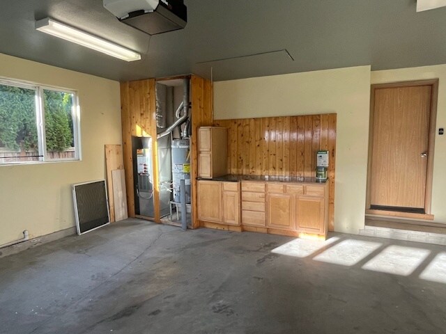 Building Photo - 1100 Maddox Creek Ln