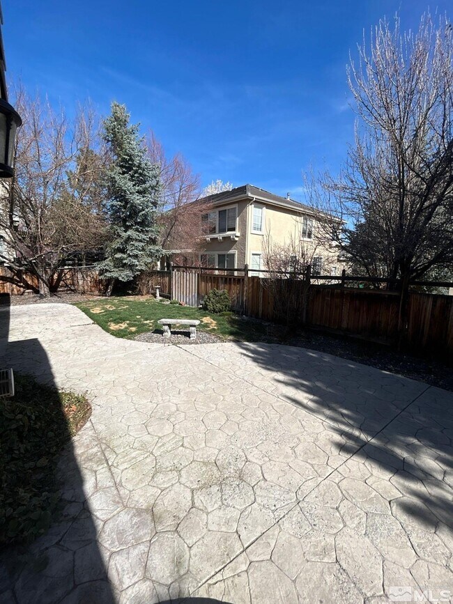 Building Photo - 6705 Cinnamon Dr