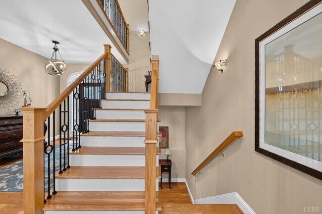 Building Photo - 237 Golf Course Trail