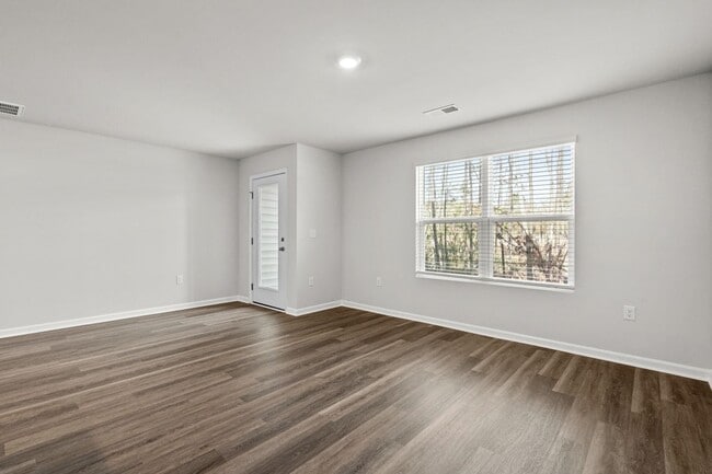 Building Photo - 539 Gemstone Blvd