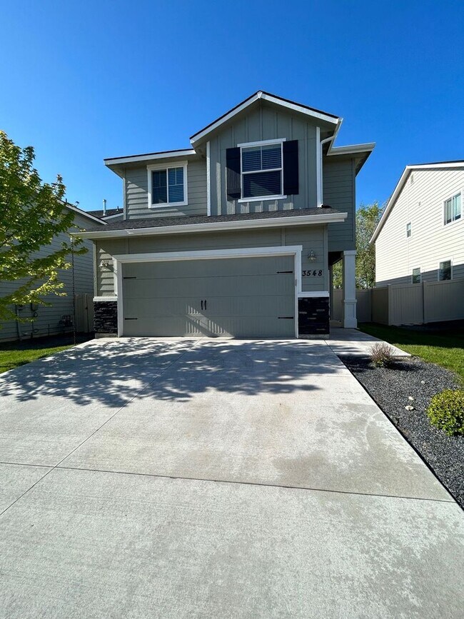 Building Photo - 3 Bedroom plus Loft For Rent! Victory Sout...