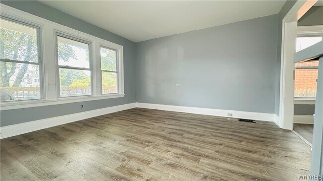 Building Photo - 232 Humboldt Pkwy