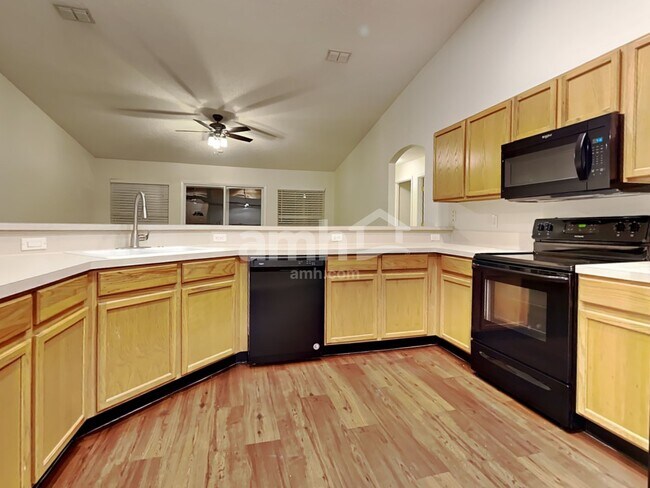 Building Photo - 10157 Rising Mist Ln