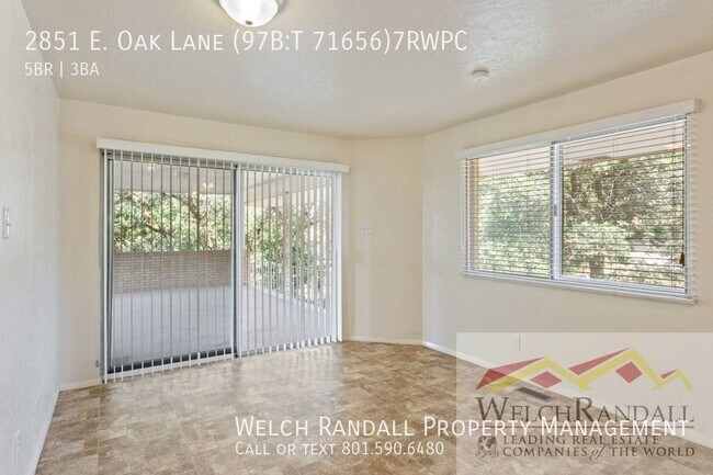 Building Photo - 2851 E Oak Ln