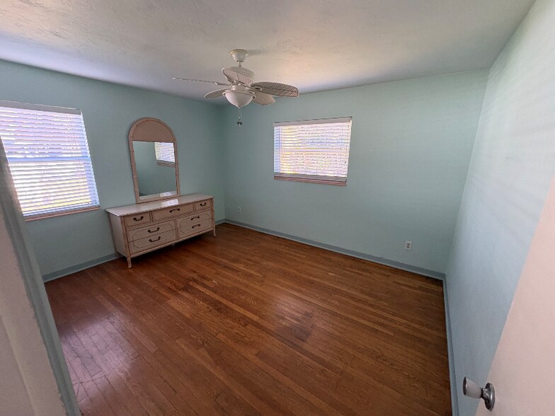 Building Photo - 3025 50th St S