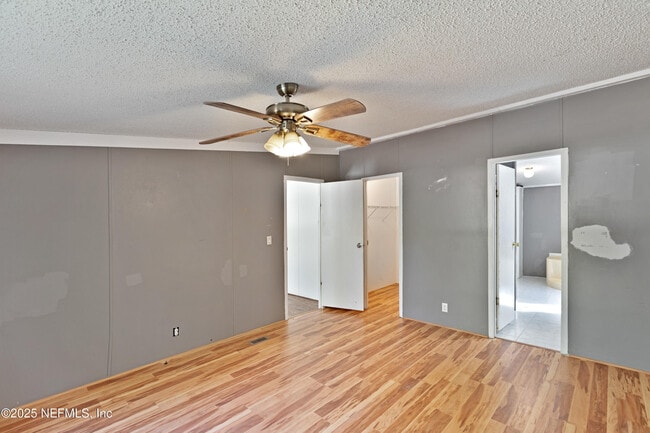 Building Photo - 7463 Lilly Ct