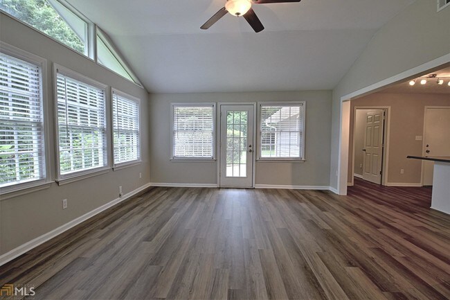 Building Photo - 408 Ironwood Way