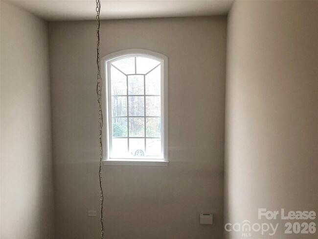 Building Photo - 9525 Oswald Ln