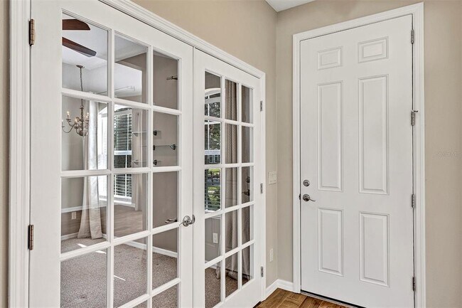 Building Photo - 829 Bainbridge Loop