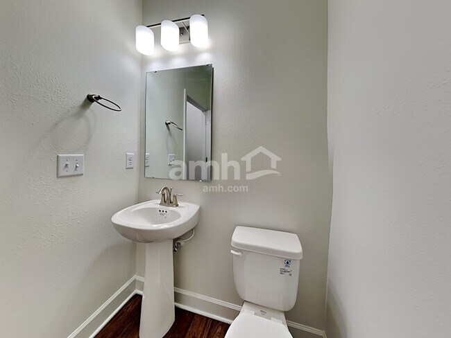 Building Photo - 12271 Sapp Rd