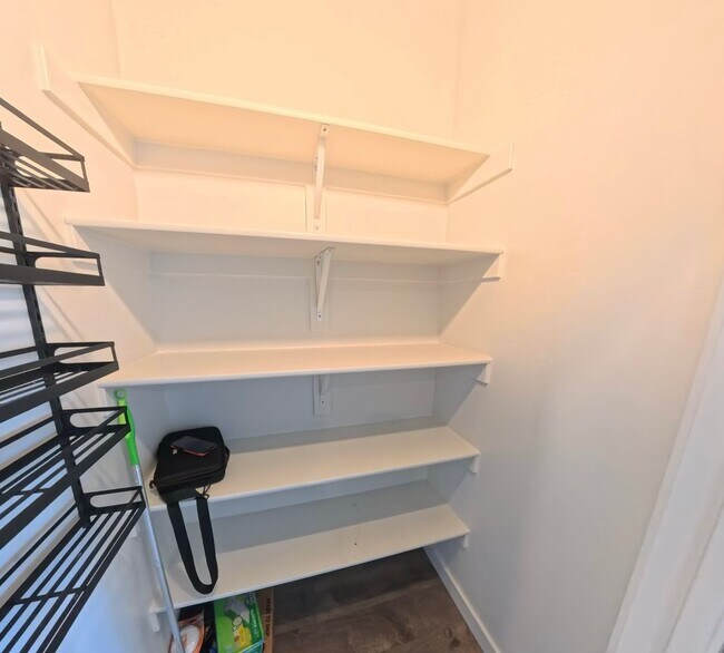 Building Photo - Lexington Townhome - Orem