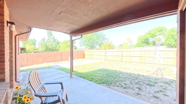 Building Photo - 3209 White Elm Ct