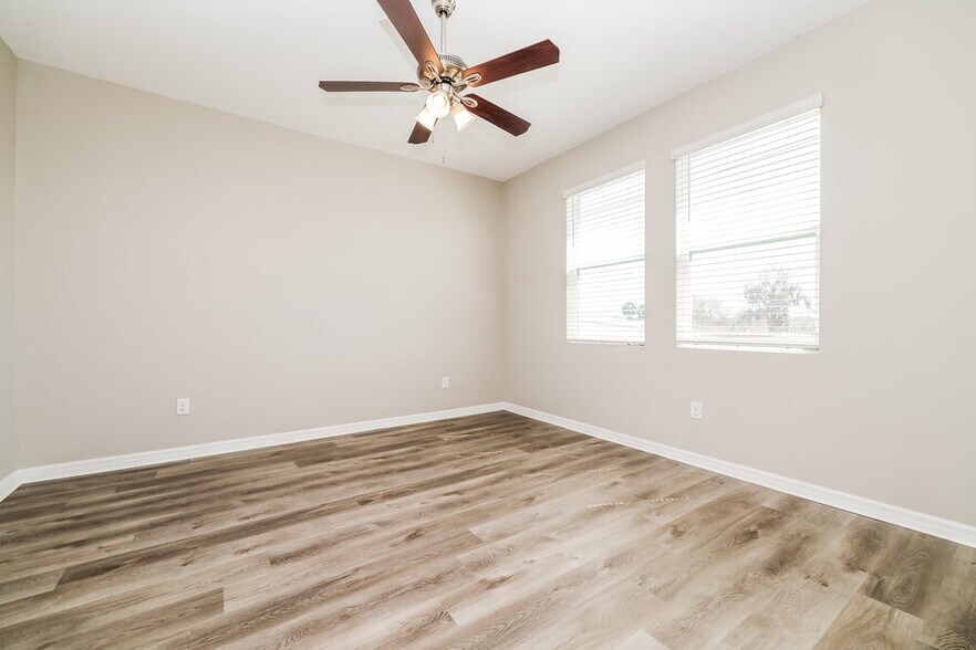 Building Photo - 11853 Brighton Knoll Loop