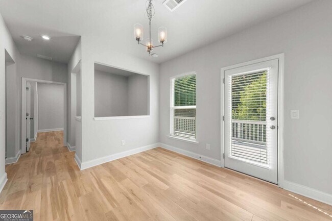Building Photo - 96 Fairway Dr