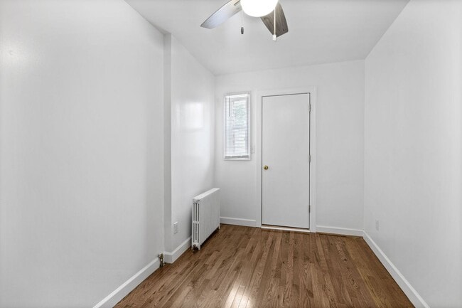 Building Photo - Newly Renovated 4BR/2BA - IMMEDIATE MOVE I...