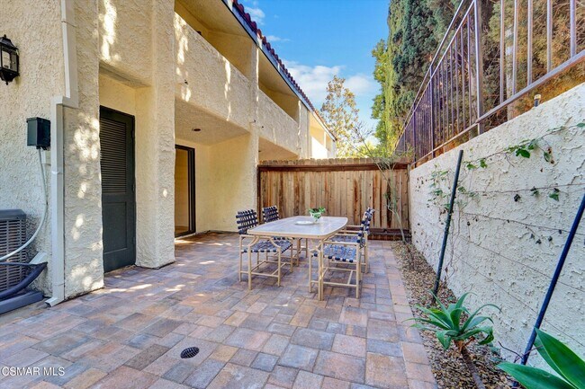 Building Photo - 1831 Foursite Ln