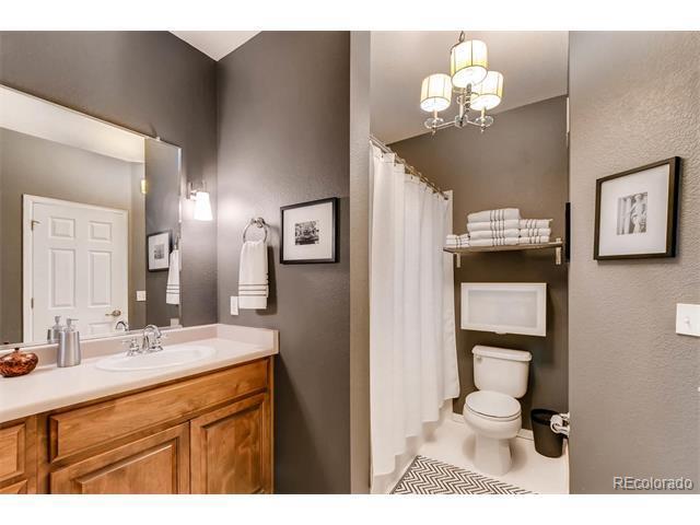 Building Photo - 3870 S Dayton St