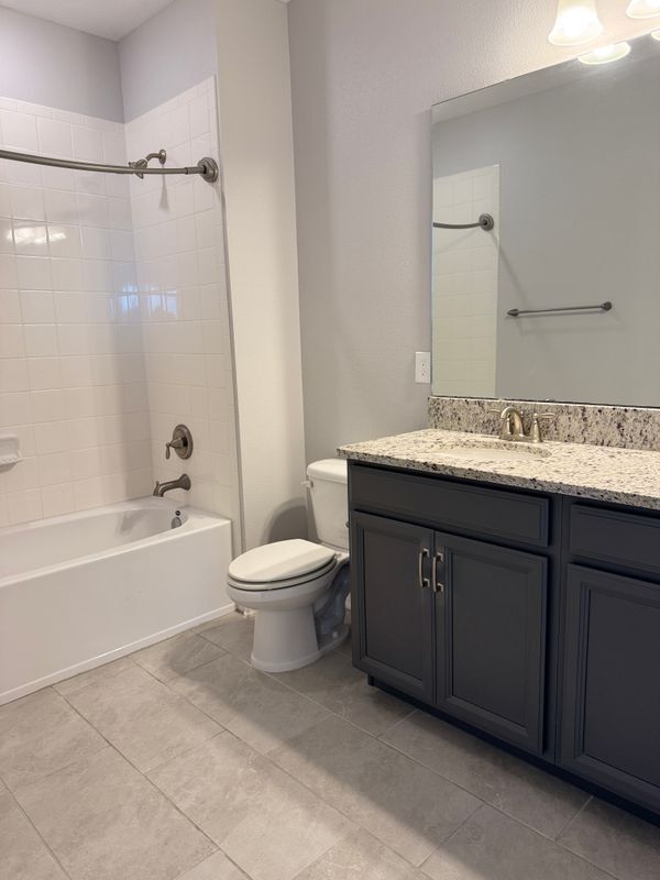 Building Photo - 730 Rivington Ave