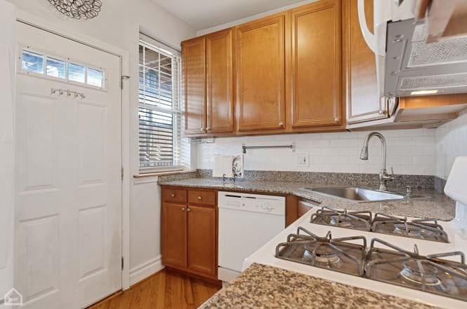 Building Photo - 2755 W Melrose St