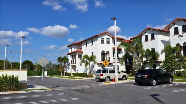 Building Photo - 10600 NW 88th St
