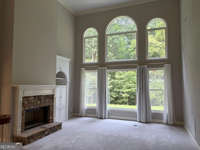 Building Photo - 96 Highgrove Dr