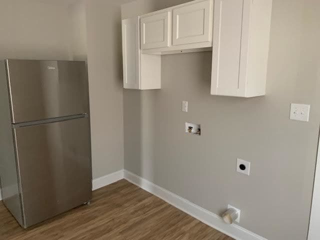 Building Photo - 405 Deck St