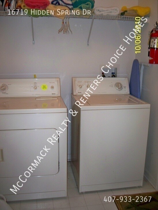 Building Photo - 16719 Hidden Spring Dr