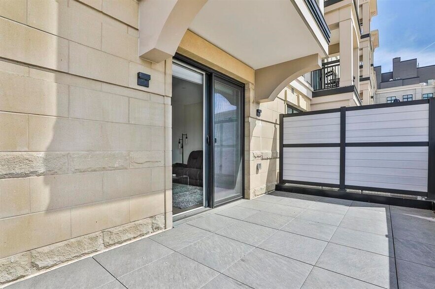 Building Photo - 18 Artisan Dr