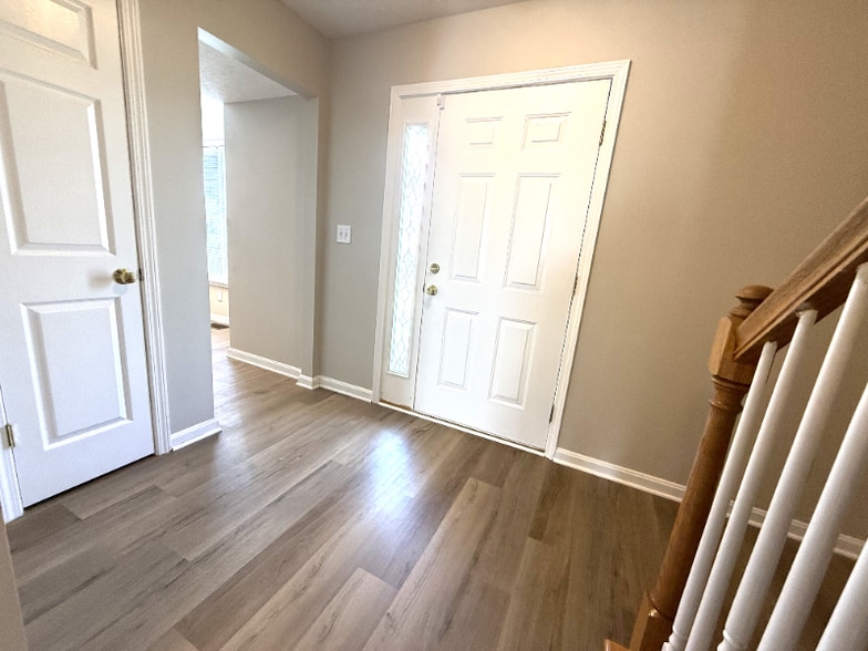 Building Photo - 12806 Lost Hill Walk