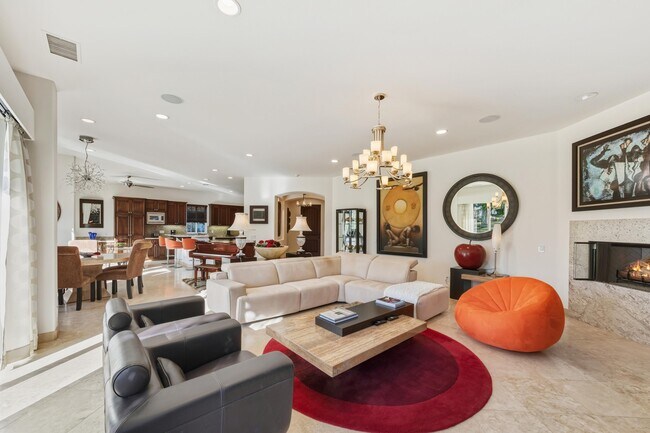 Building Photo - 45737 Club Dr