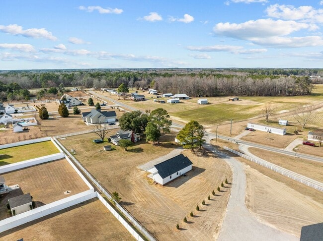 Building Photo - New Construction!