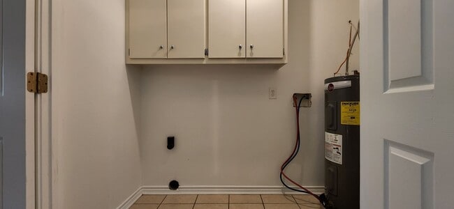 Building Photo - 2262 FM2864