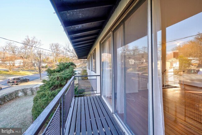 Building Photo - 13701 Arctic Ave