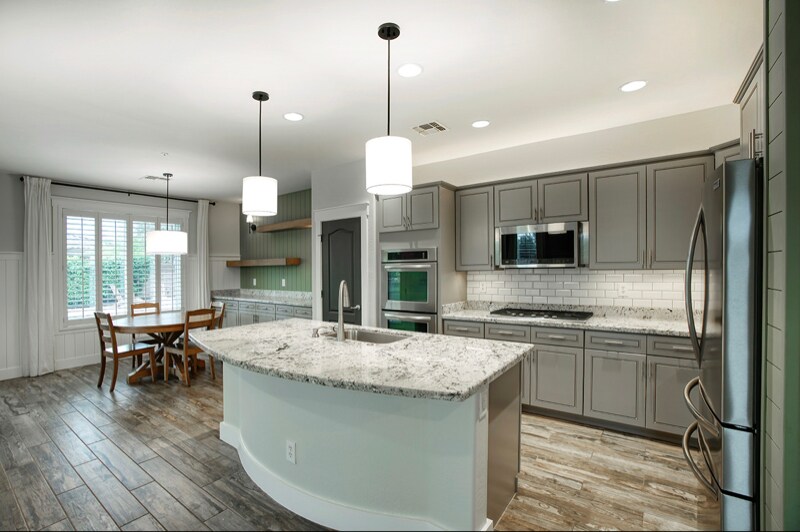 Building Photo - 14873 Luna Cir