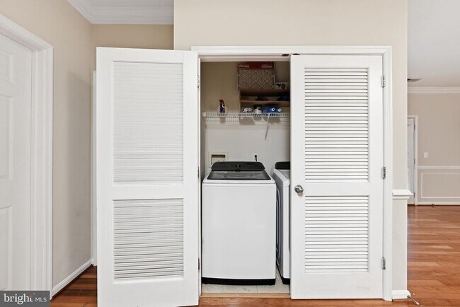 Building Photo - 4850 Eisenhower Ave