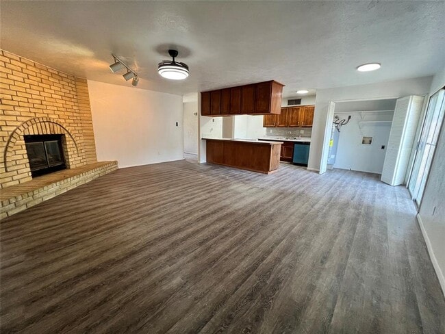 Building Photo - 24315 Beef Canyon Dr