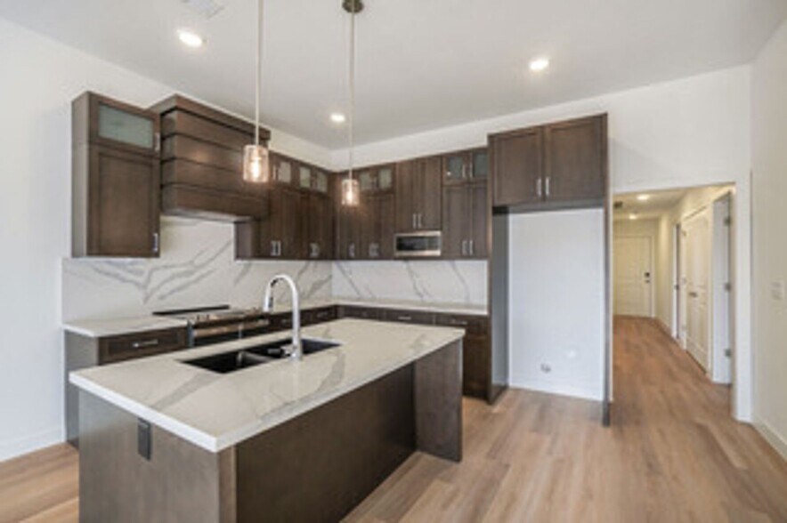 Building Photo - 3725 NW 93rd St