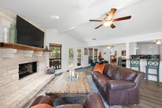 Building Photo - 1709 Channel Rd