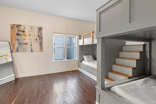 Building Photo - 1109 Archer St