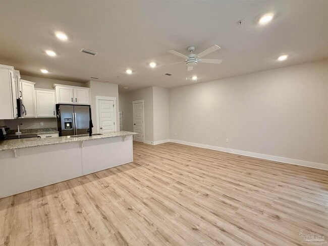 Building Photo - 1471 Iroquois Ct