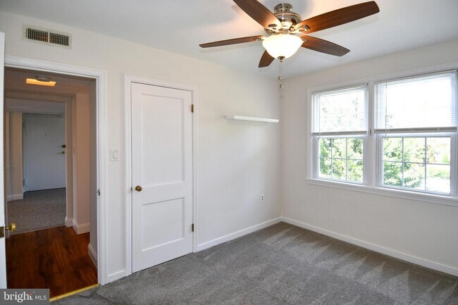 Building Photo - 1303 Belle View Blvd