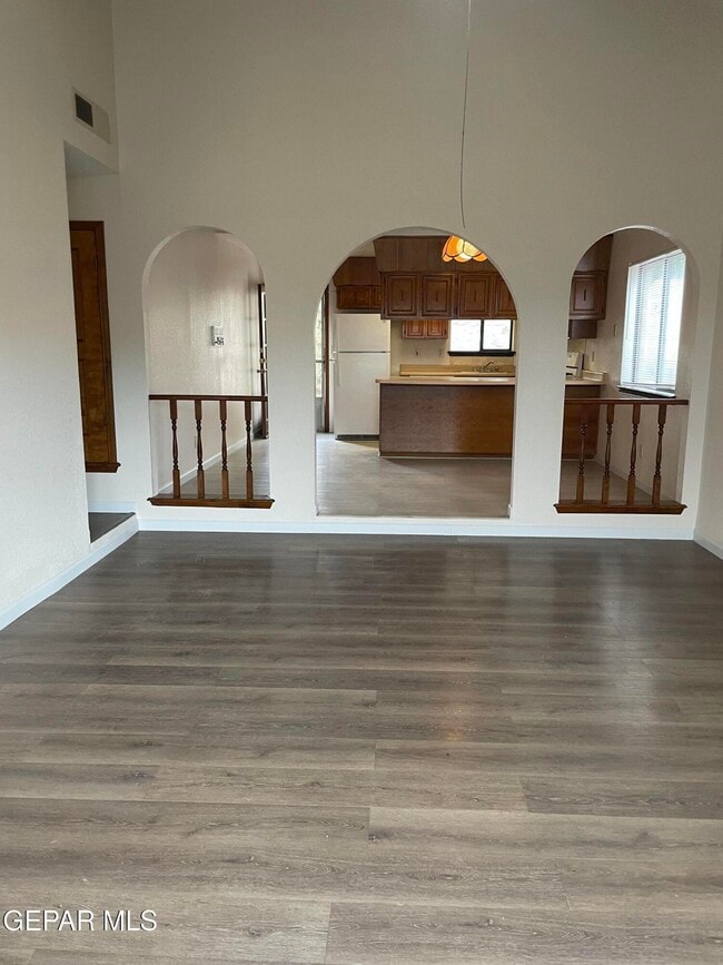 Building Photo - 761 Dorsey Dr