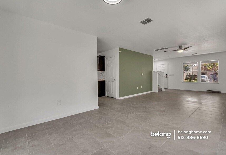 Building Photo - 5008 Irvine Ln