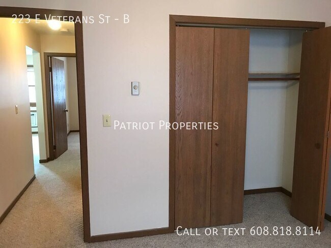 Building Photo - 2 bedroom/ 1 bath apartment in Tomah, WI