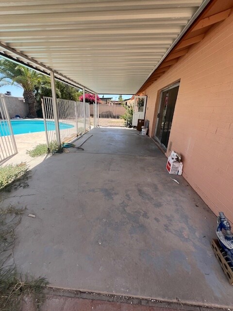 Building Photo - 2019 E Colgate Dr